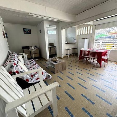 Maison Authentique A 300M De La Plage Sainte-Anne Bagian luar foto